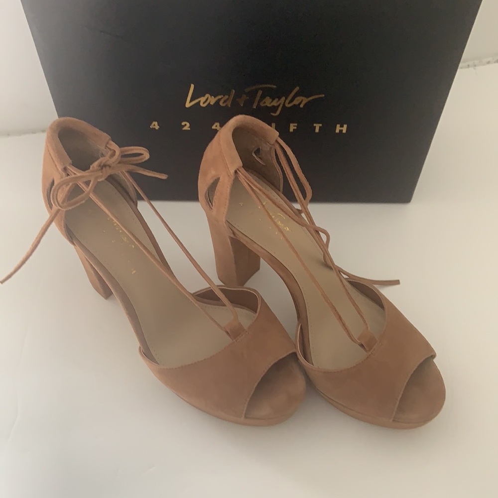Open toe women’s heels- Size 7.5